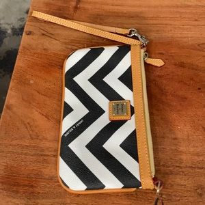 Dooney & Bourke wristlet